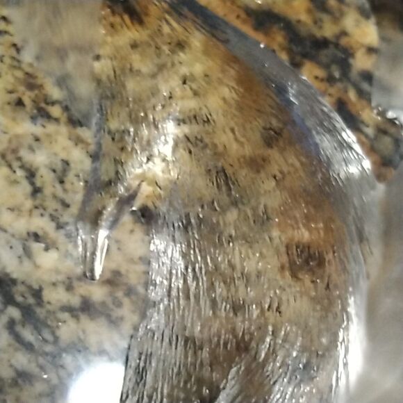 River Otter Etched Crystal Sculpture by Mats Jonasson - Picture 13 of 13